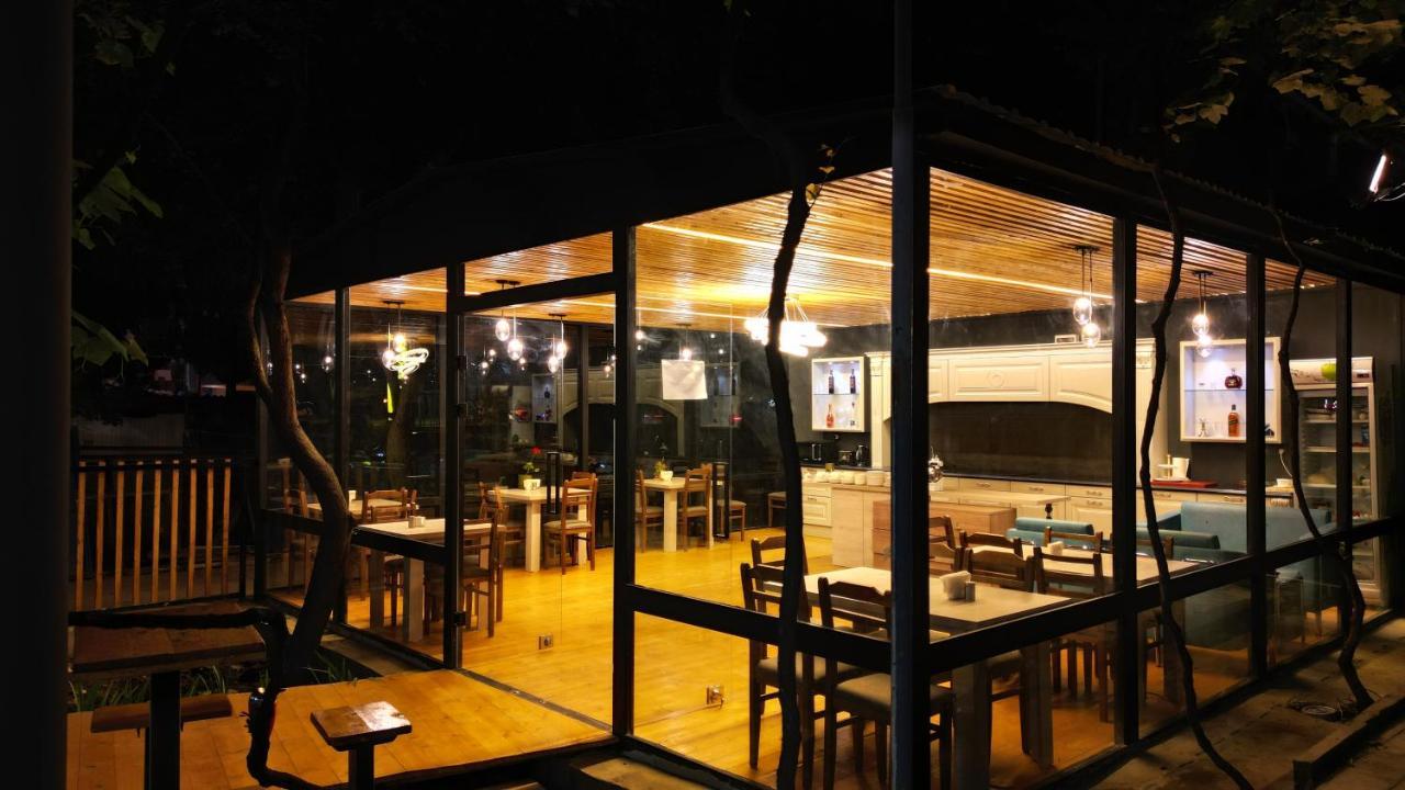 Hotel Salosi Tbilisi Exterior foto